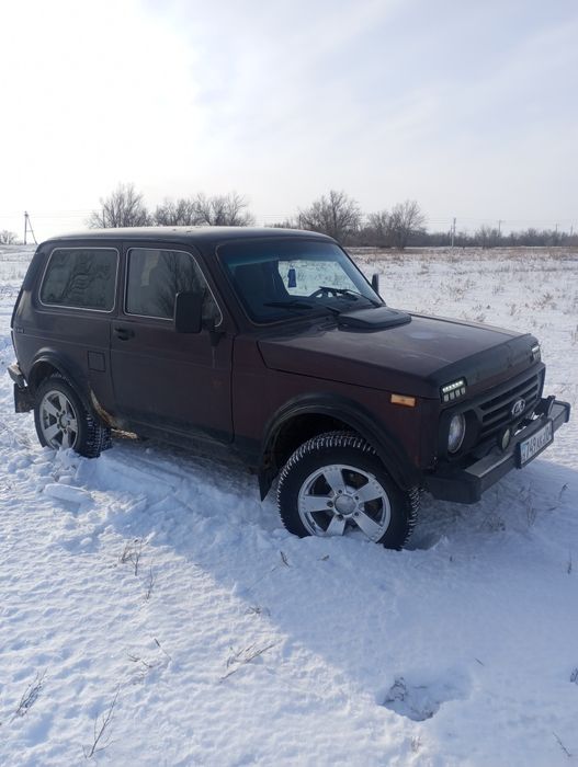 Нива продам срочно