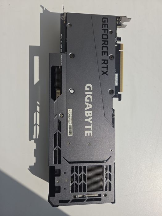 Продам GIGABYTE RTX 3080 Ti Gaming OC 12G
