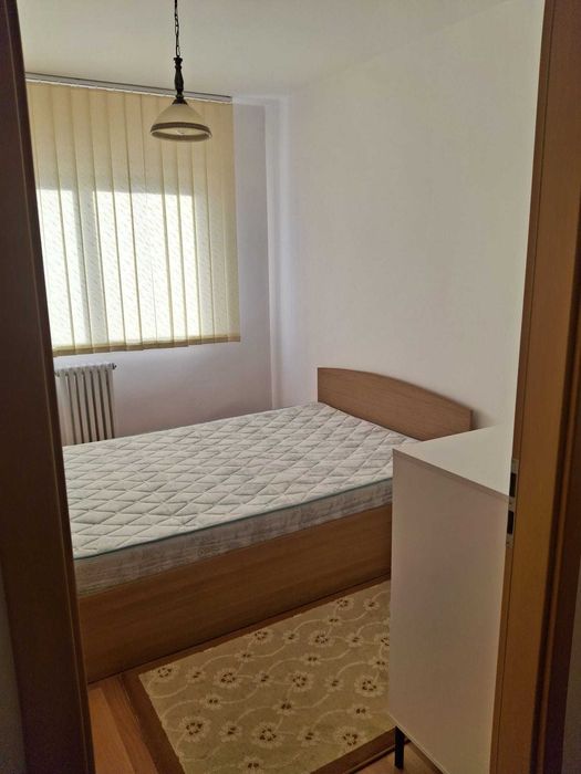 inchiriez apartament 3 camere