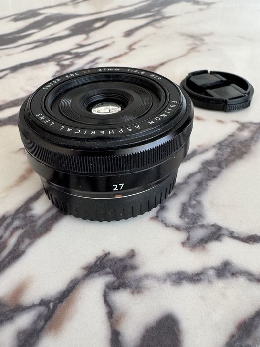Fujifilm XF 27mm f/2.8