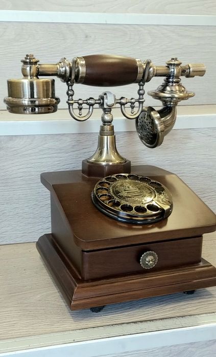 Нов Аналогов  Дървен Ретро Телефон със Шайба