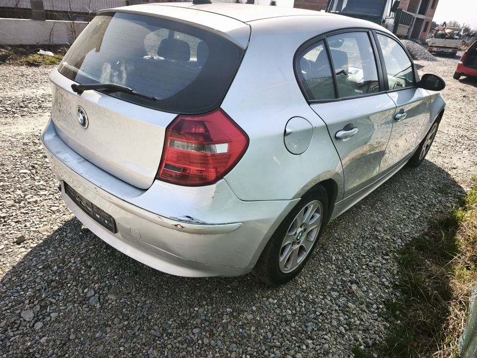 Dezmembrez/piese BMW e87 seria 1 2.0 benzina 129 cai n46b20b