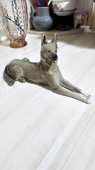Статуэтка немецкая овчарка. ЛФЗ.