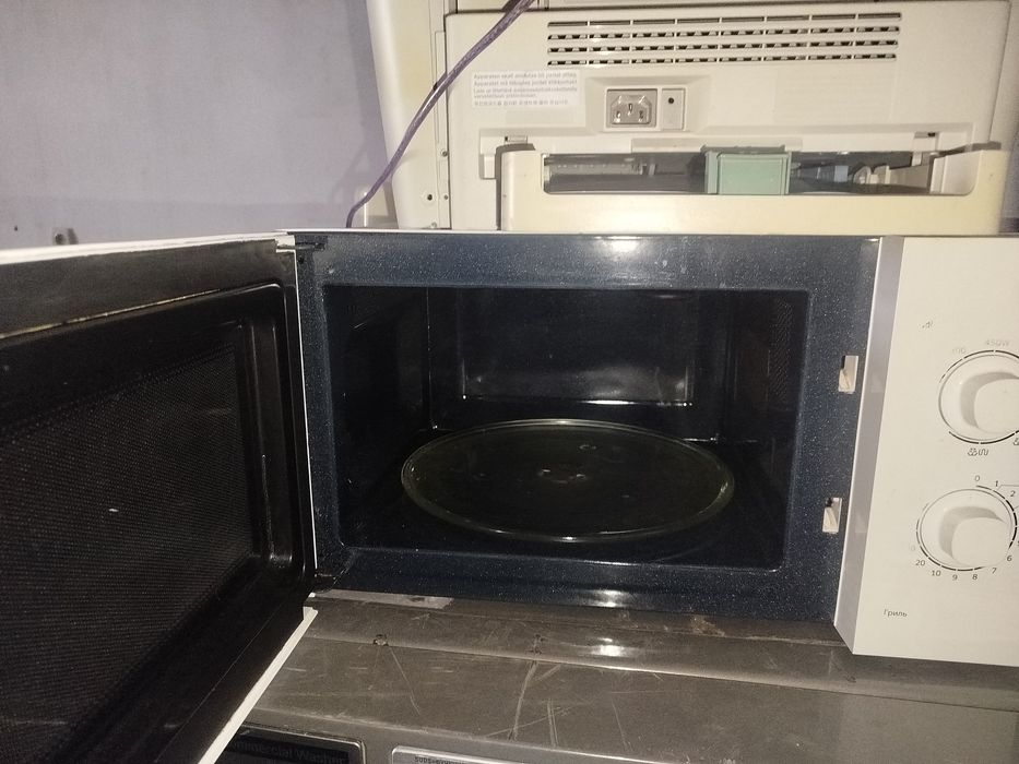 Samsung гриль про-во Майлазия.