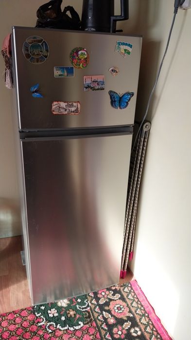 Холодильник.сотилади