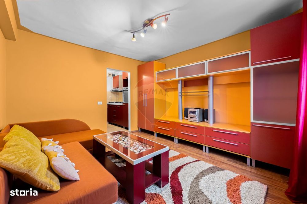 Garsonierǎ de vânzare strada Cocorilor