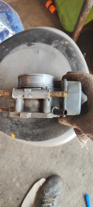 Продаю авто запчасти