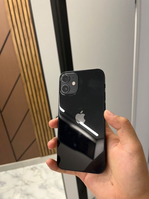iPhone 12 mini. 128 Gb, черный цвет.