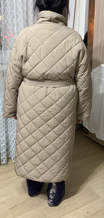 Продам весеннее стеганное пальто