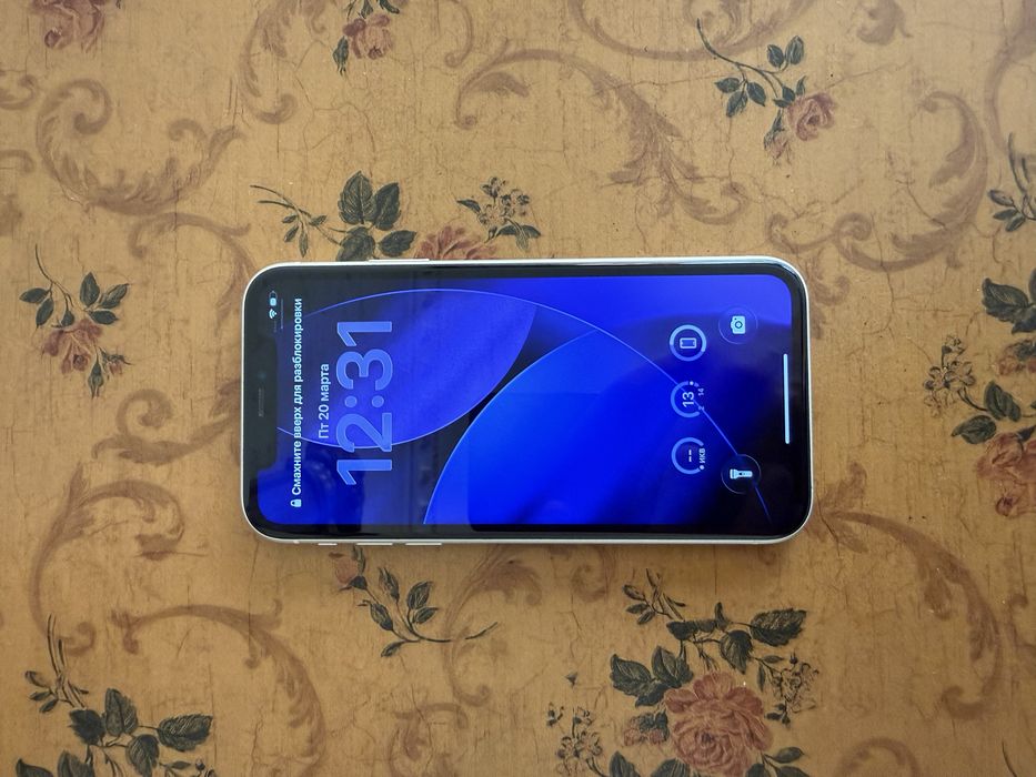 Iphone 11 , 64гб , 70% акб