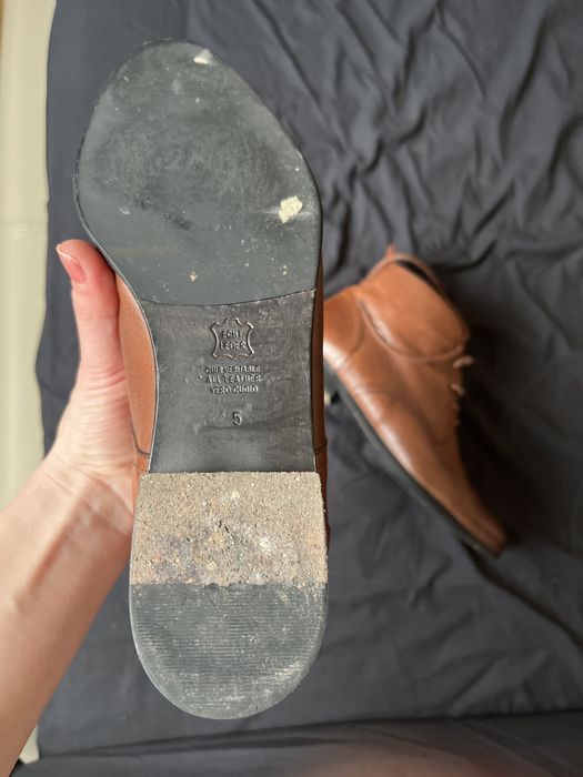 Pantofi piele maro varf ascutit