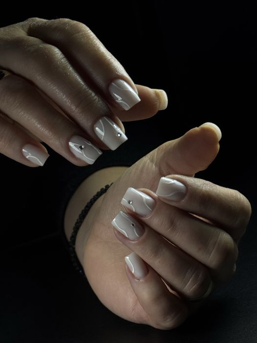 Servicii manichiura cartierul Noua