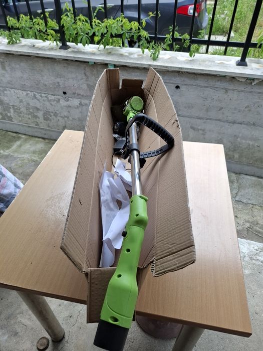 Продавам моторна косачка MTD BC 43