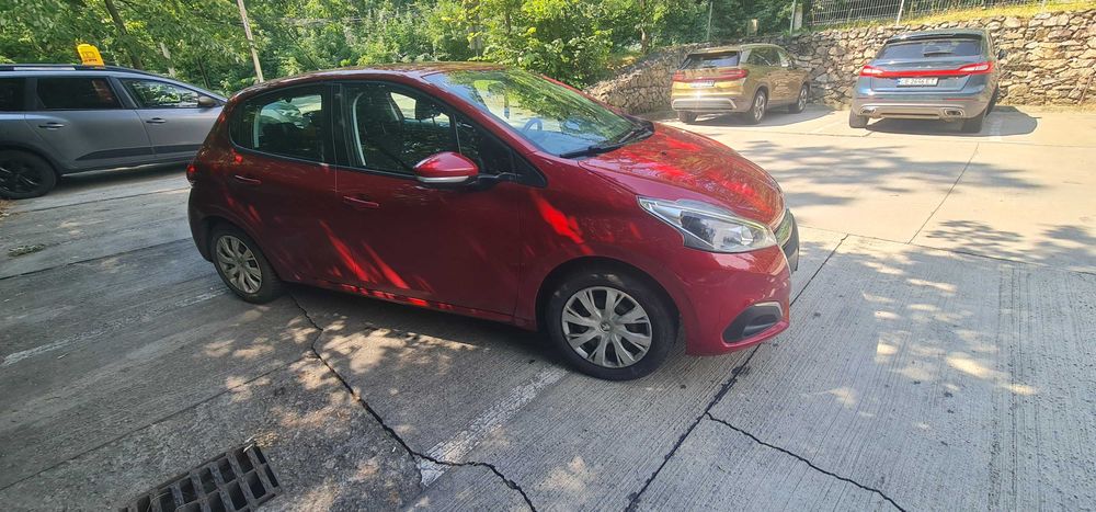 Peugeot 208, 1.2 benzina 2016