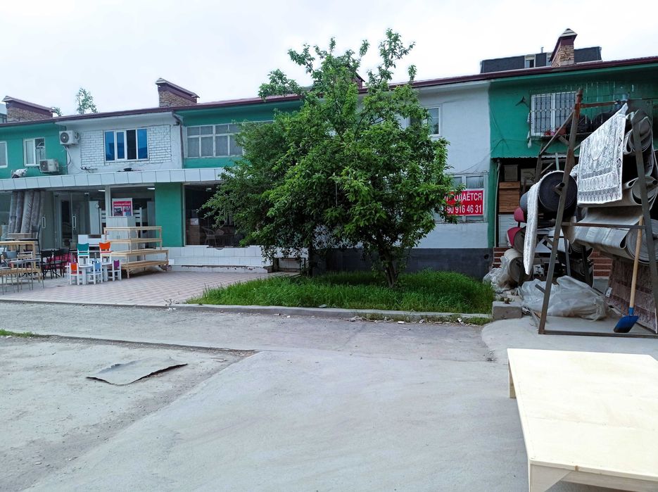 Продаётся СВОЯ квартира под магазин 2/1/2 с подвалом вдоль дороги.