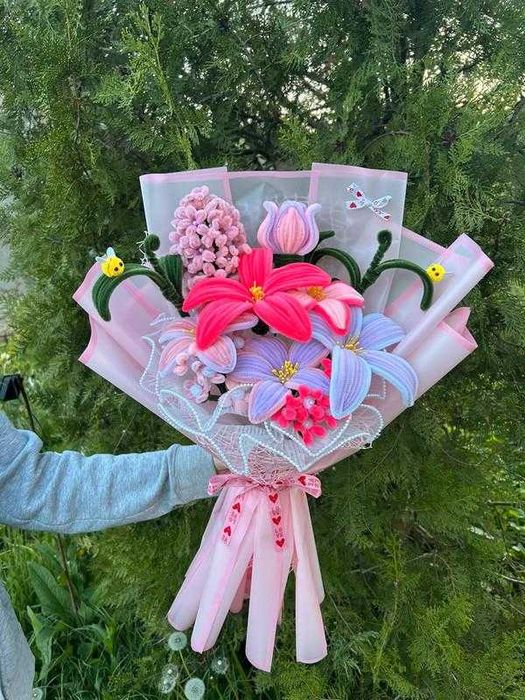 Buchet flori plusate