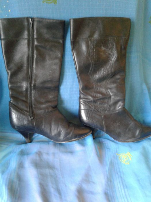 сапоги женские. кожаные