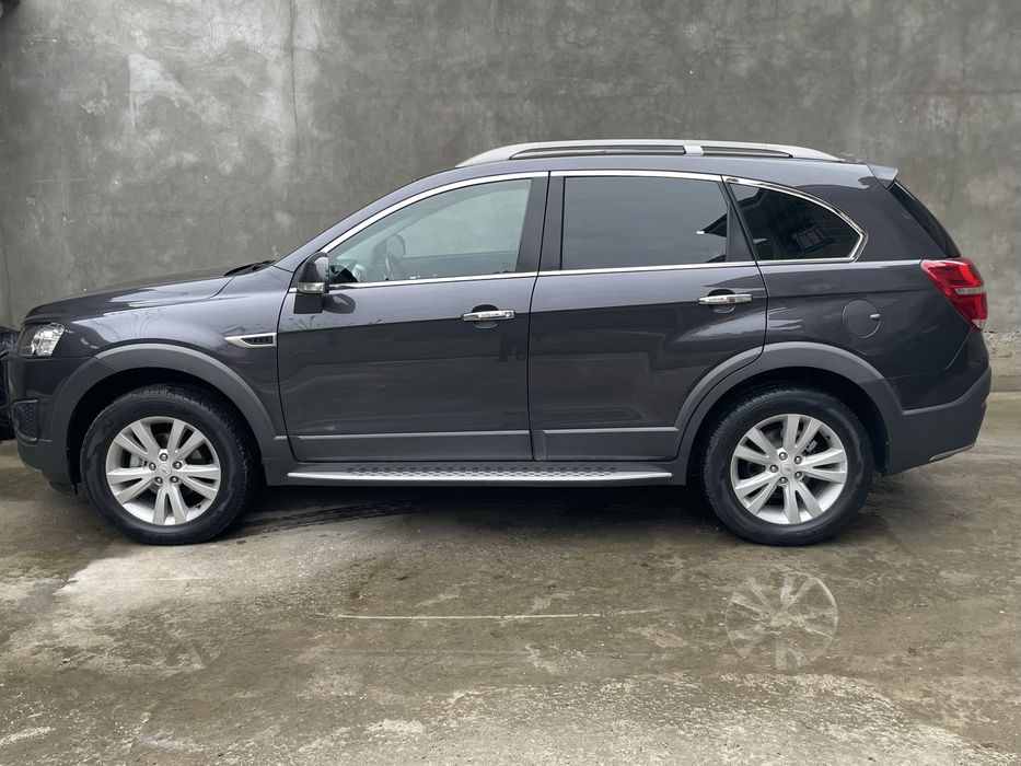 Продается Chevrolet Captiva 3+ в хорошем состаянии