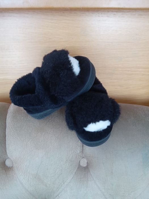 Детски ботуши-апрески,боти-естествен велур, маратонки-светещи,пантофи