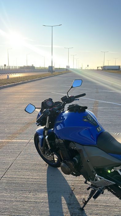 Kawasaki Z750 2004