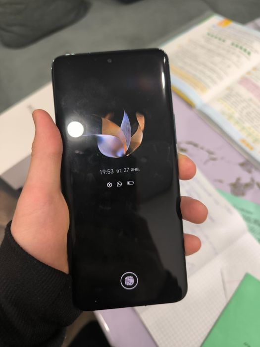 Honor 90 идеиальный