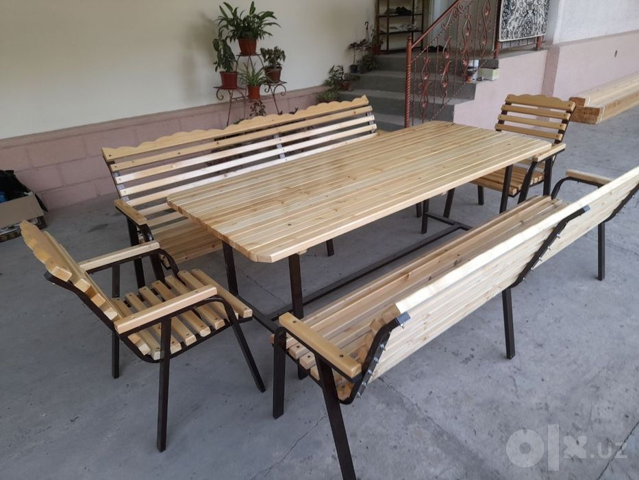 Dachniy stol stull