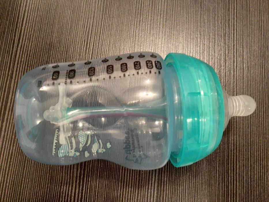 шишета Томи Типи (tommee tippee) - антиколик и обикновени