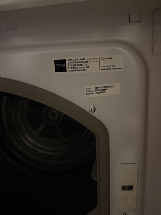 Uscator rufe Indesit