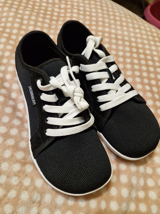 Босоногие кеды hobbibear