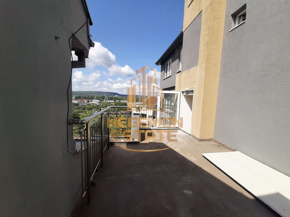 Продава се Двустаен апартамент в Варна, Център - 75 кв.м за 1520 €/кв.м - Снимка #6