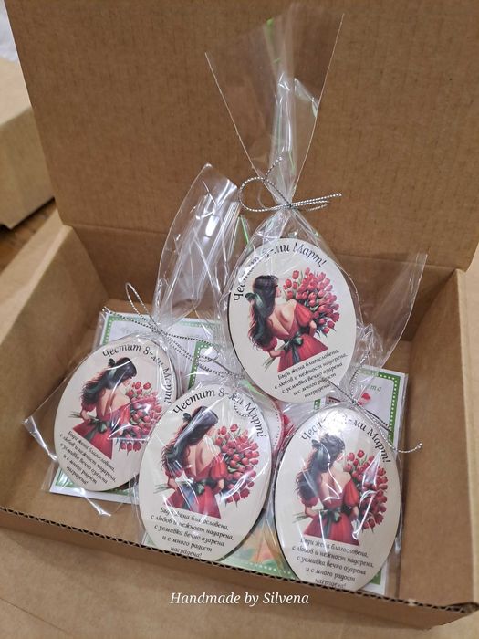 Магнити за 8-ми Март