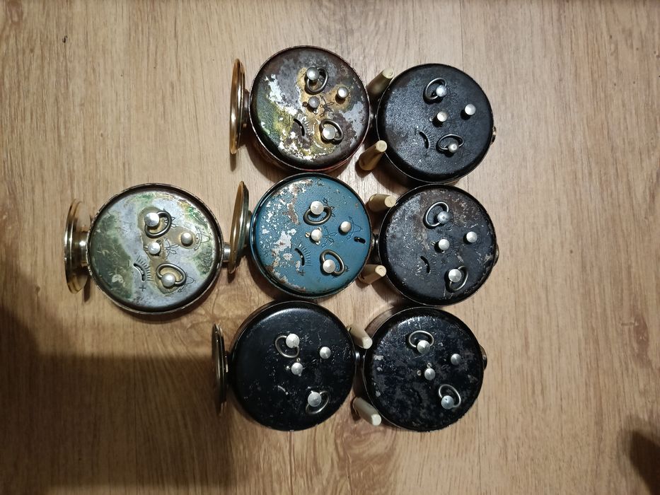 Различни будилници Слава