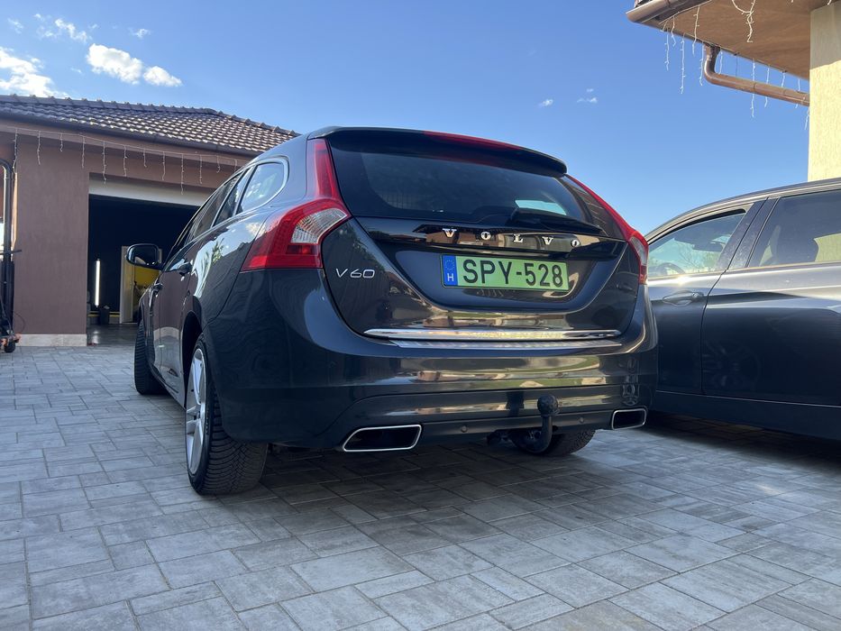 VOLVO V60 2015 — imagine 4