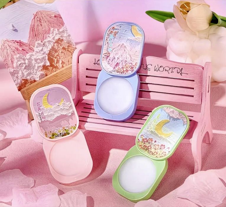 Красивый набор твердых ароматов