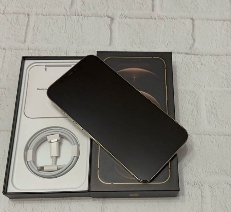 Айфон 12 pro 128gb 76% в идеальном состоянии