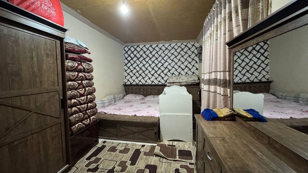 Uy  Sotiladi     Nazarbek Yoshleninchida