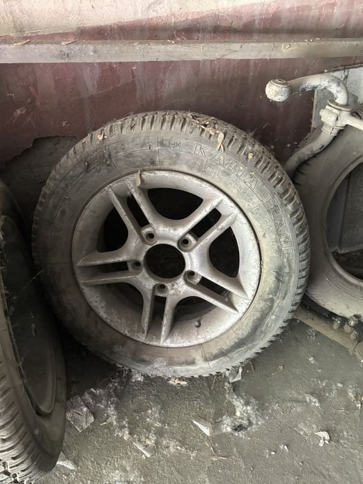 Продам диски на Ниву