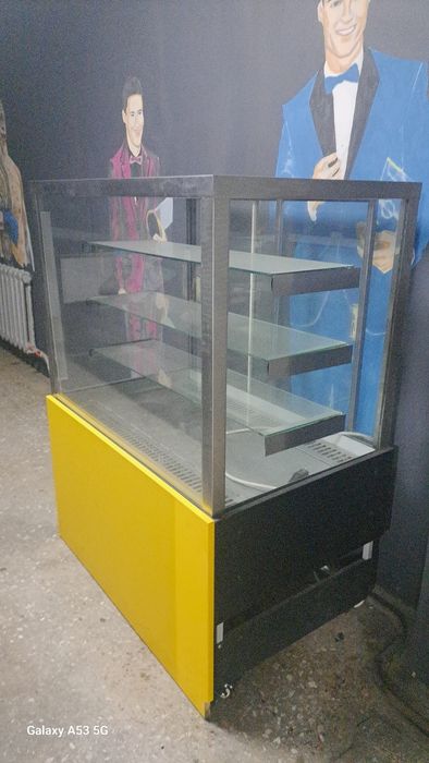 Продам холодильник