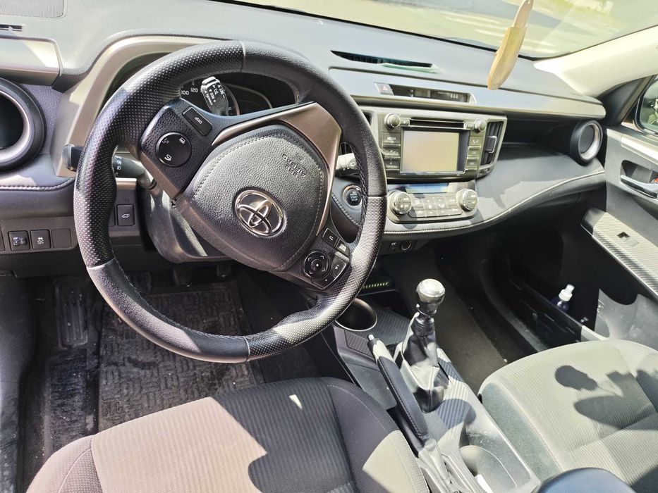 Toyota Rav4,an2015 4x4,2,2d
