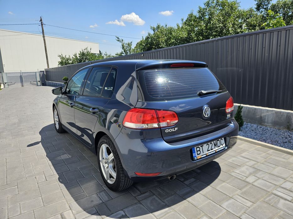 VOLKSWAGEN Golf 2011 — imagine 2