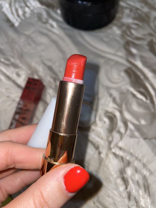 Дезодорант, 2 помады за 1000т.