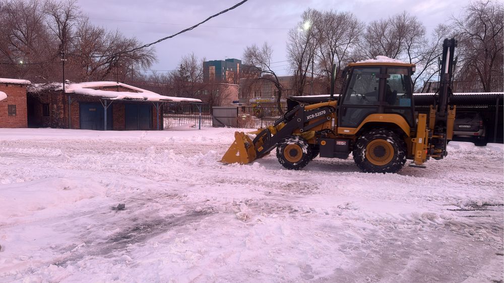 Чистим снег услуги экскаватора