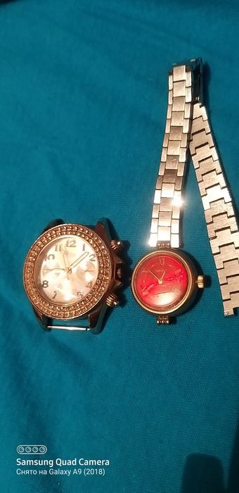 Часы в рабочем состоянии