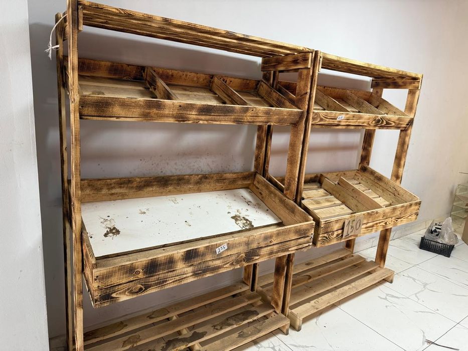 Деревянные полки