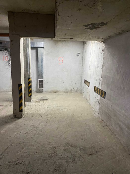 Дава се под наем Гараж / Паркомясто в София, Борово - 1 кв.м за 127.5 € - Снимка #6