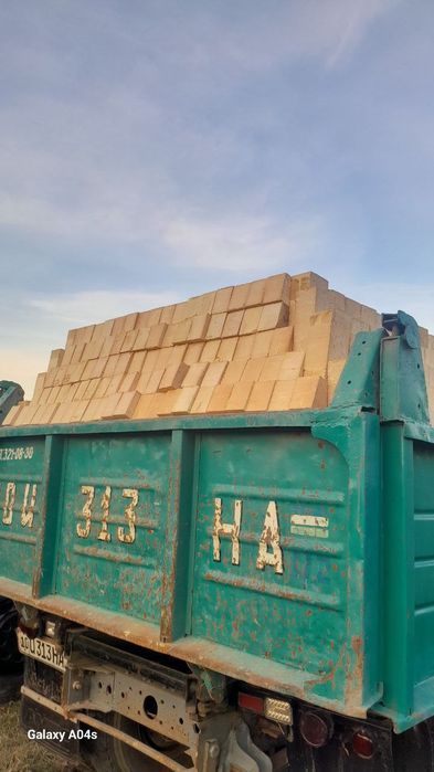 Keramika pishgan g'isht