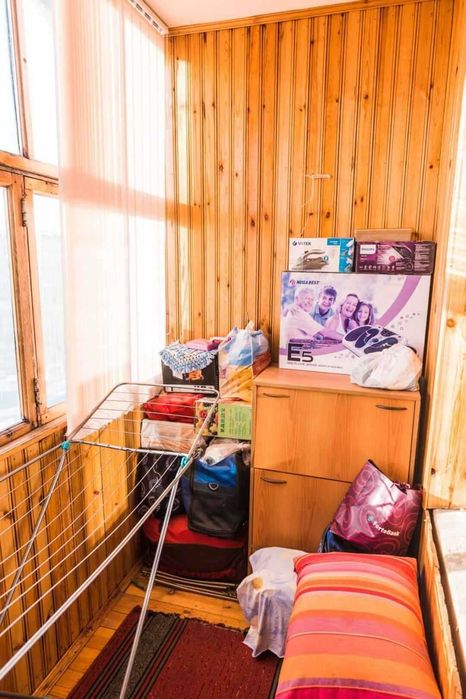 продам 2-х ком. квартиру в центре города