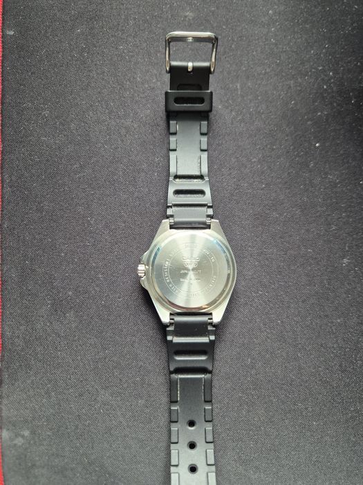 часы Casio mdv 10, в отличном состоянии