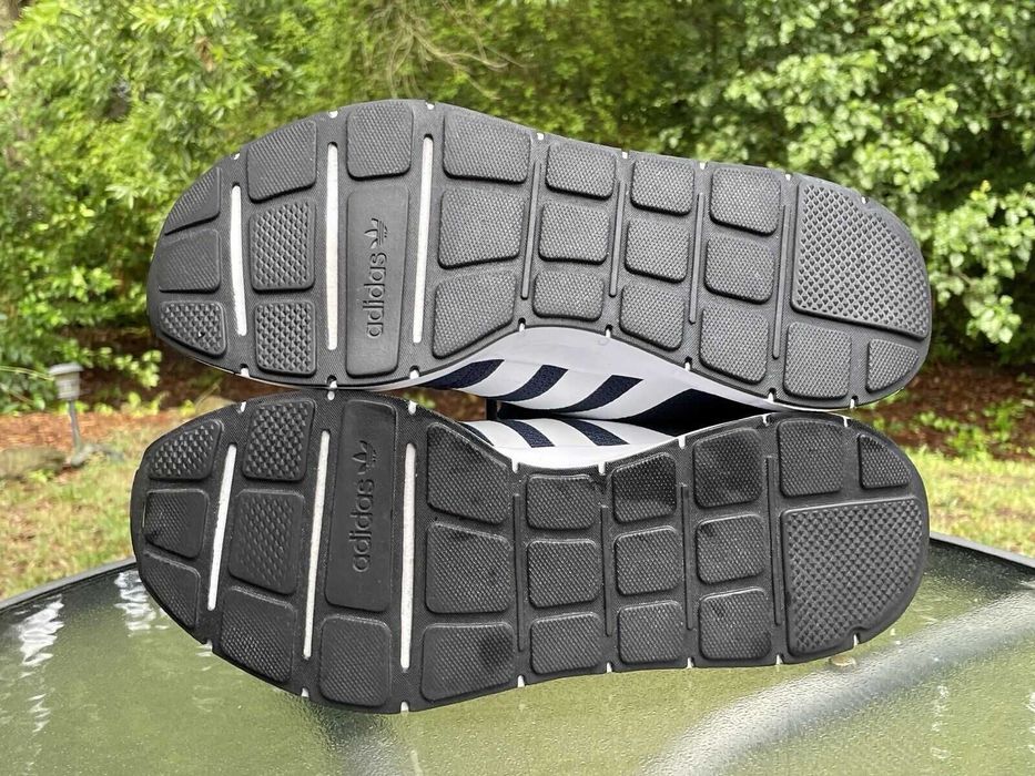 Оригинални мъжки обувки ADIDAS SWIFT RUN X размер  EU45.5