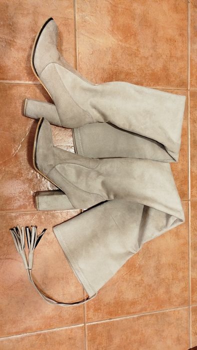 Бежови чизми 38 н